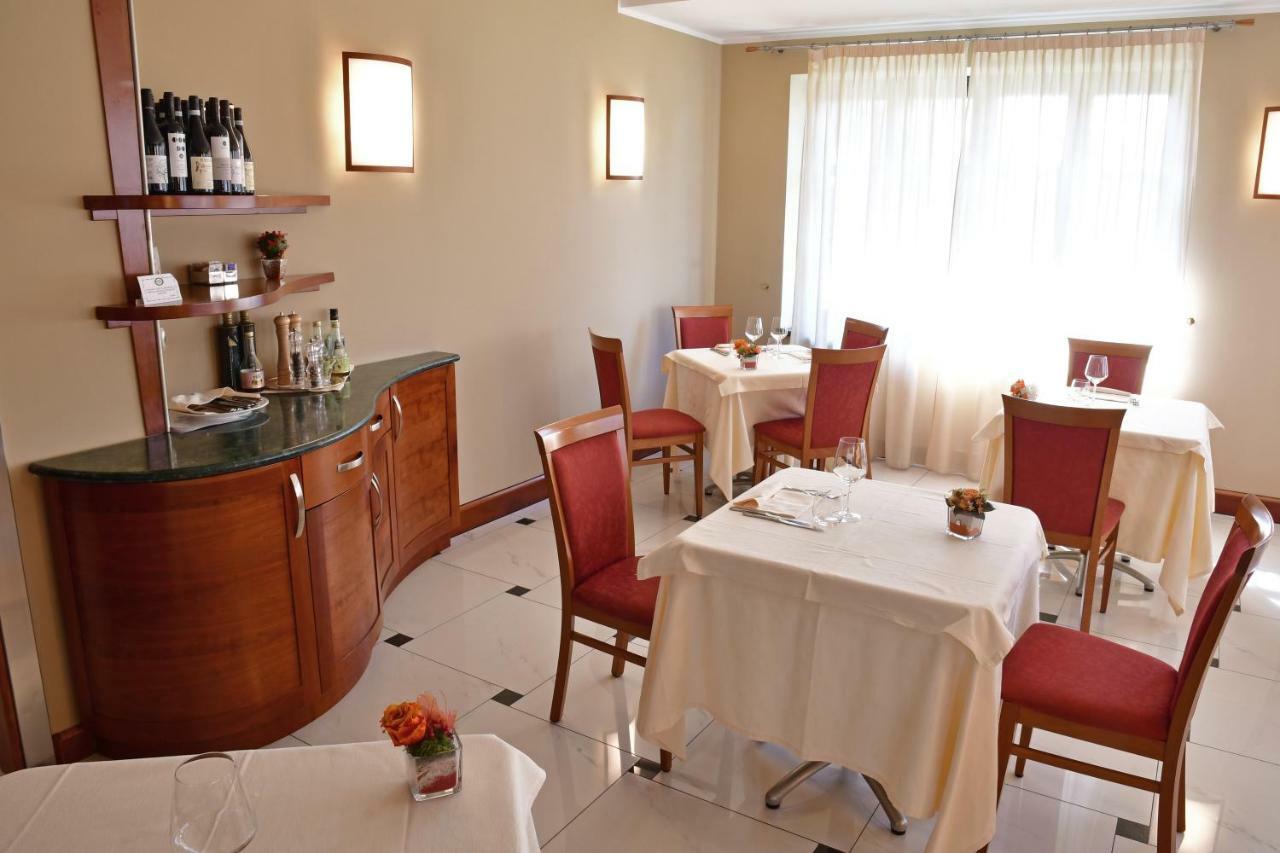 קרמניולה Albergo Ristorante San Marco מראה חיצוני תמונה